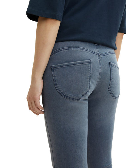 Alexa Skinny Jeans