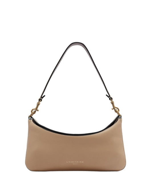 Alessa Hobo M