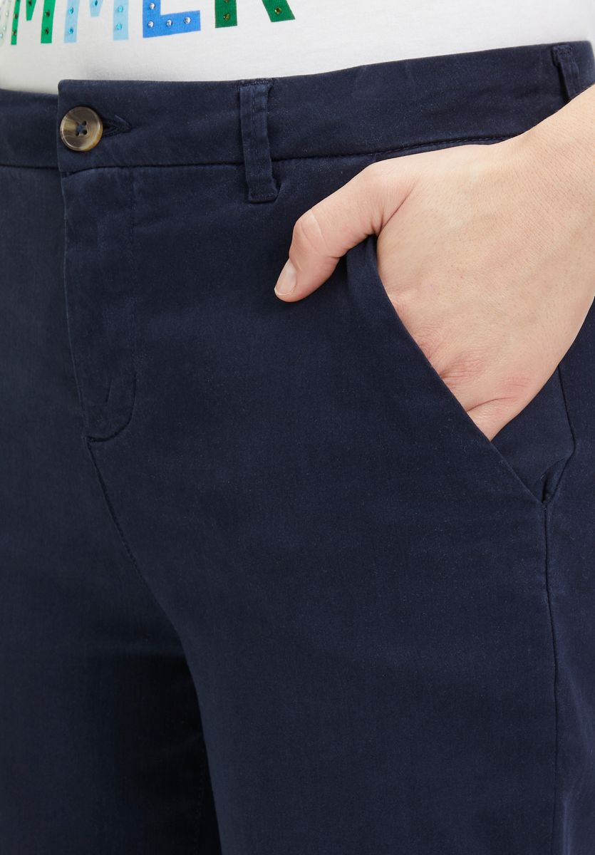 Chino-Hose